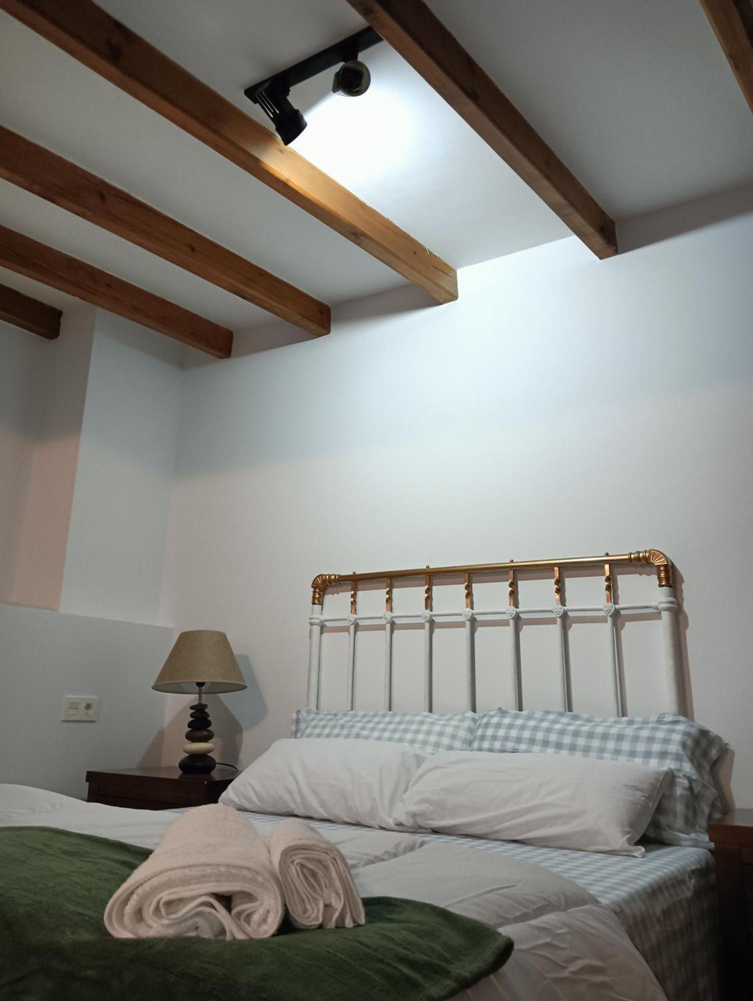 La Casa De La Plaza Apartment Гехар-Сиера Екстериор снимка